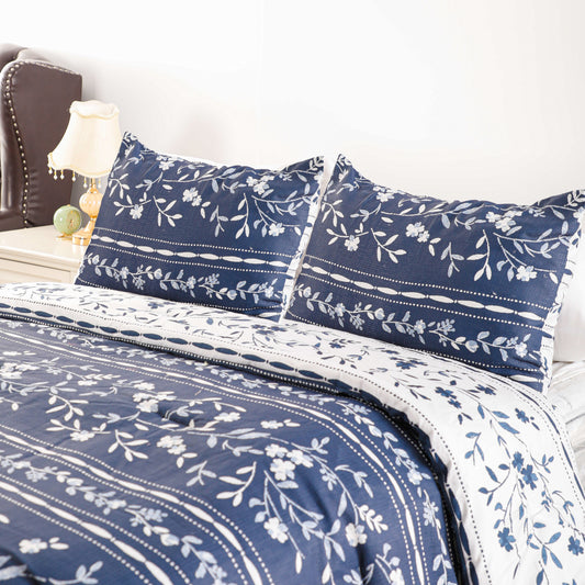 Fresh Blue Floral Pattern Comforter Sets