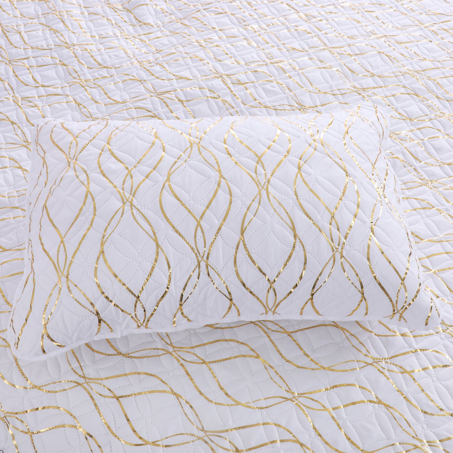 Wholesale White Gold Stamped Quilted Set
