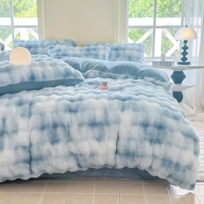 Warm Three Piece Comforter Sets