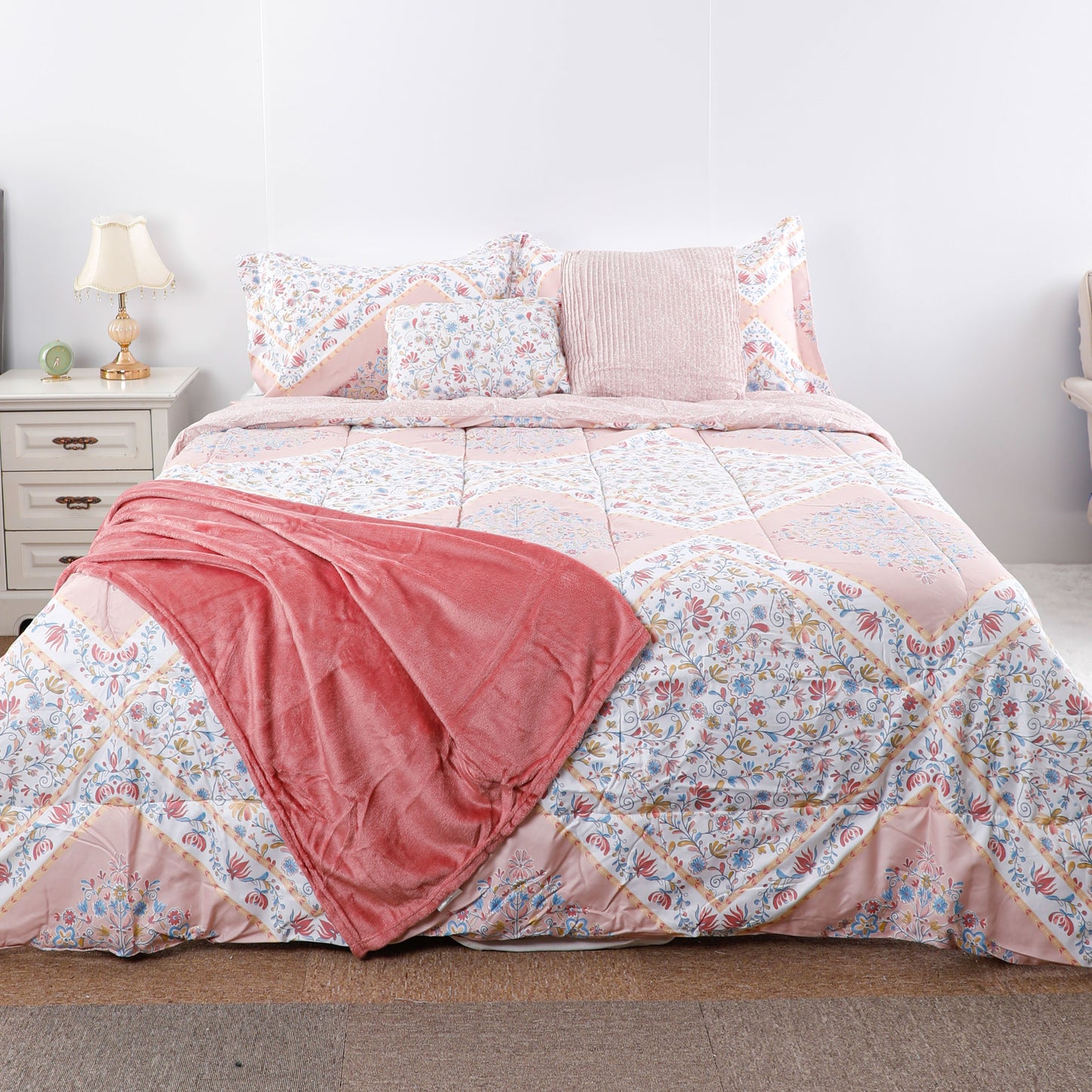 Wholesale Six-piece Printed Quilted Sets