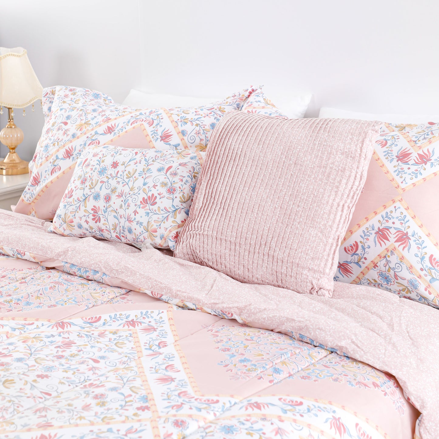 Wholesale Six-piece Printed Quilted Sets