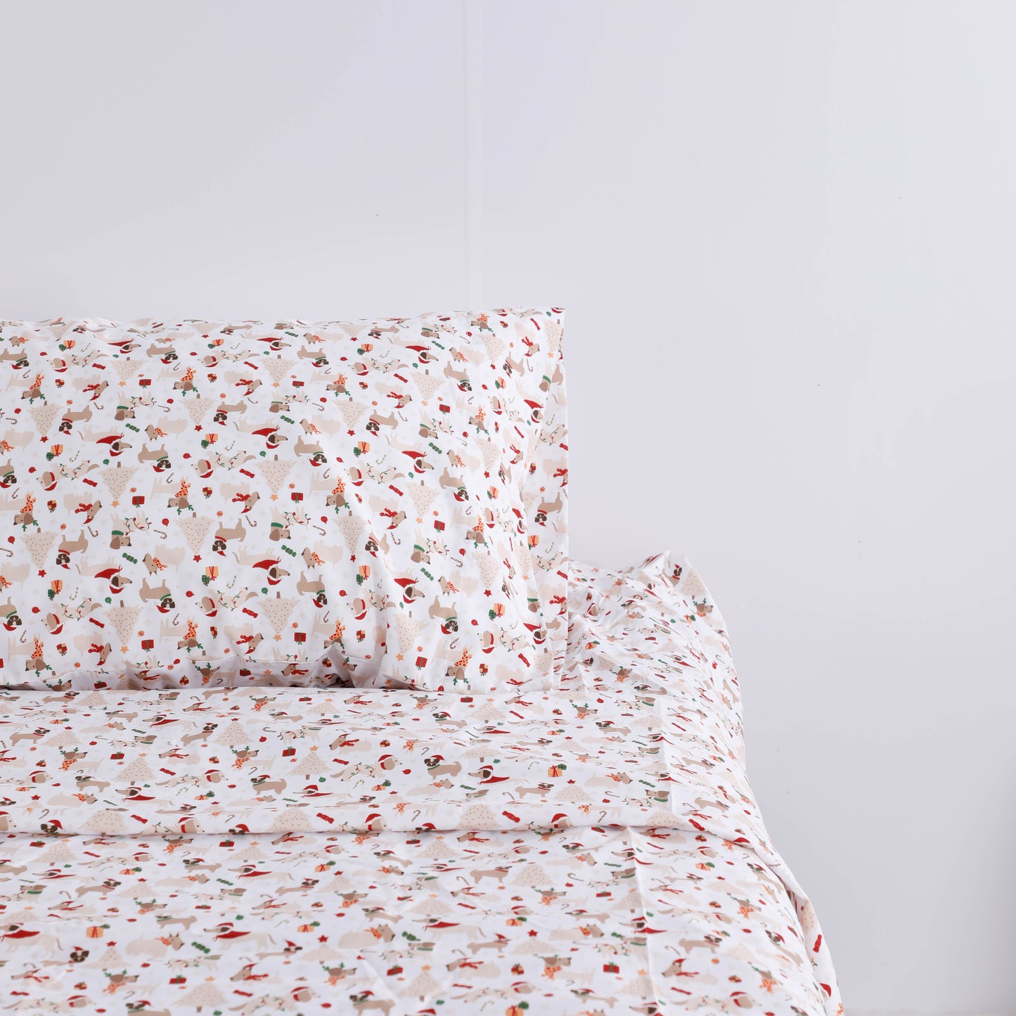 Christmas Puppy Print Bed Sheet Set