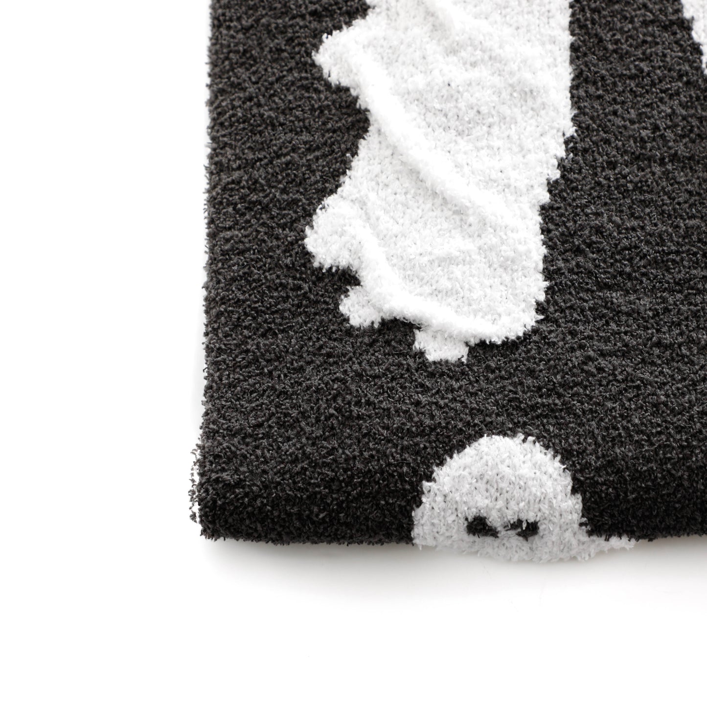 Ghost Cozy Knitted Fleece Throw