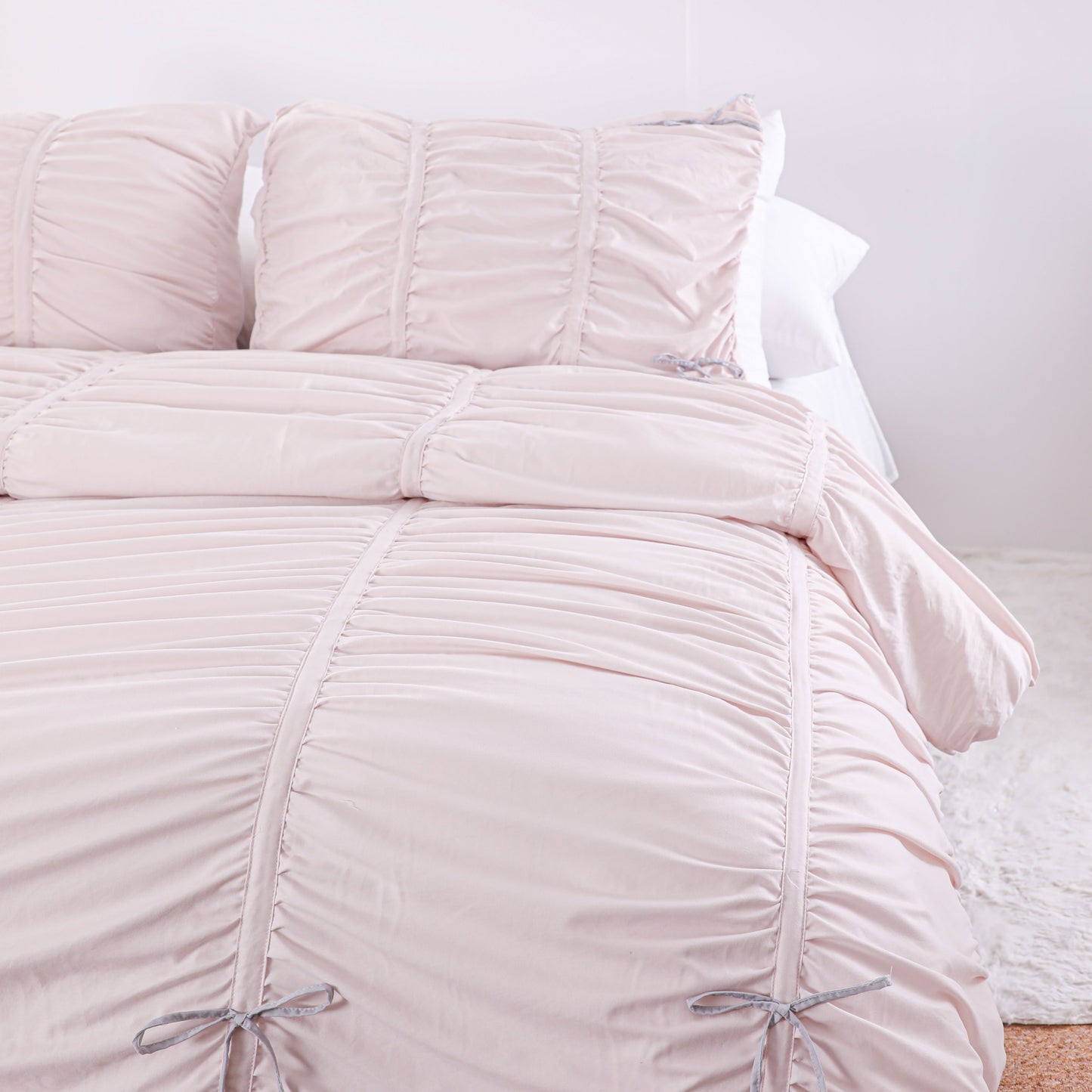 Wholesale Light Pink Bow Comforter Sets