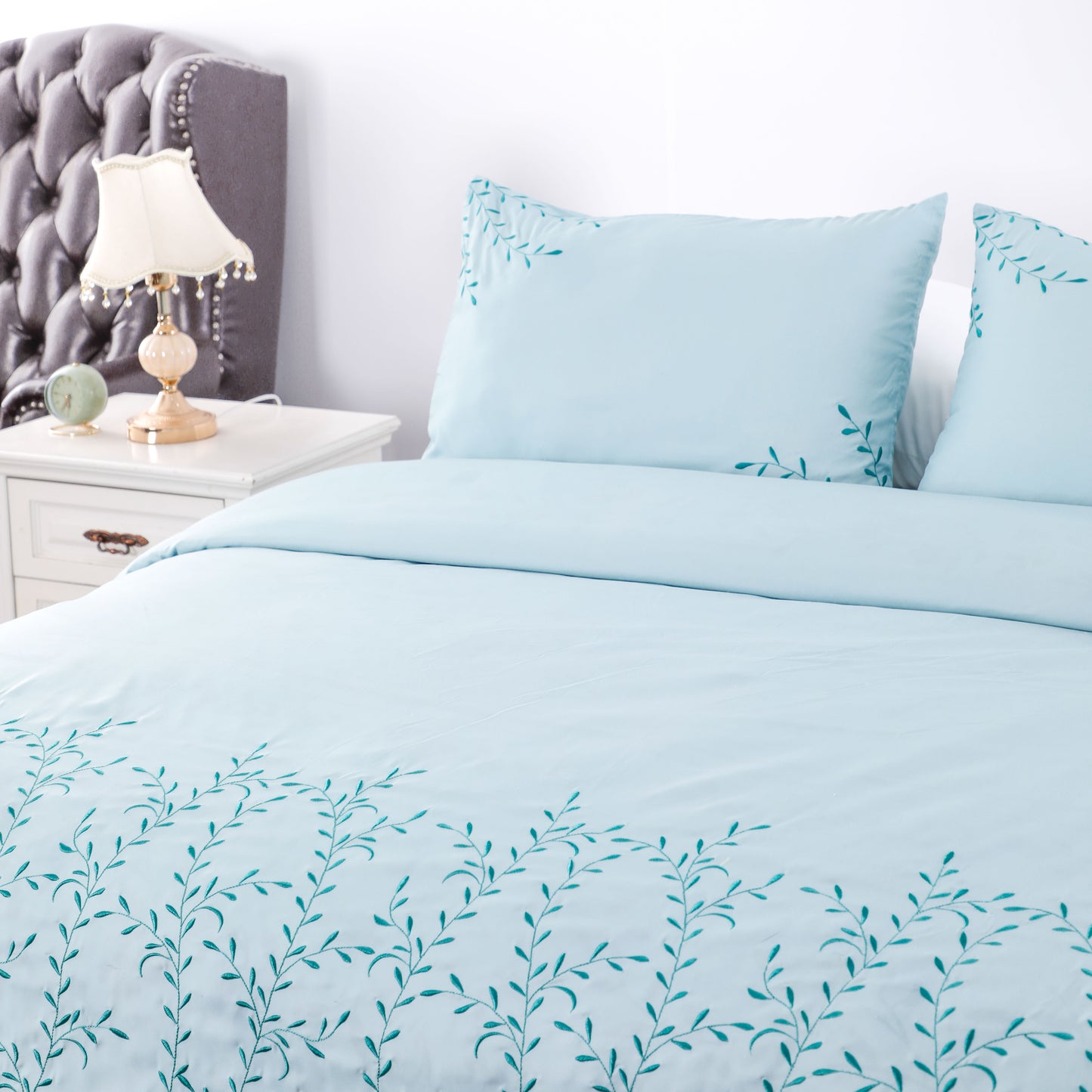 Wholesale Water Blue Embroidered Duvet Cover Sets