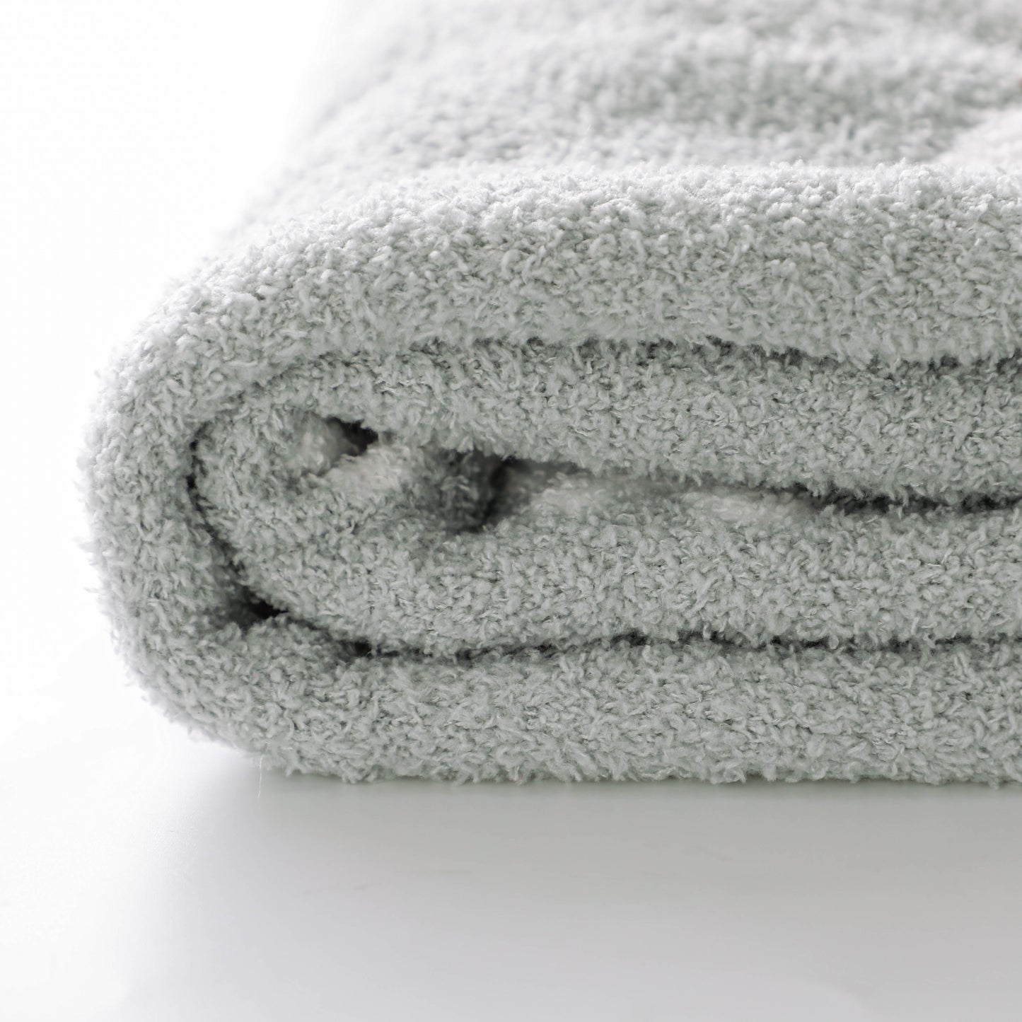 Snowflake Cozy Knitted Fleece Throw