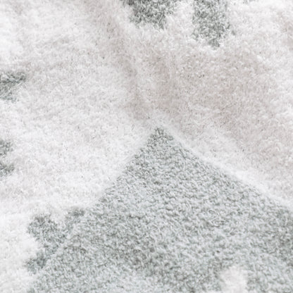 Snowflake Cozy Knitted Fleece Throw