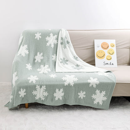 Snowflake Cozy Knitted Fleece Throw