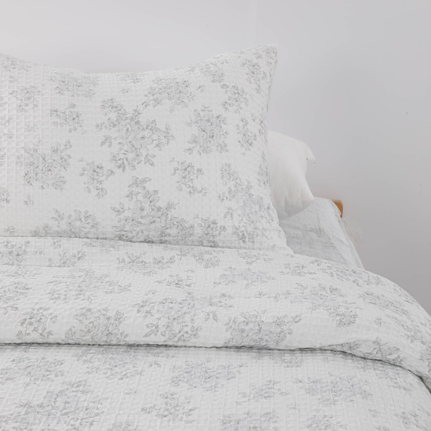 Elegant Printed Comforter Sets