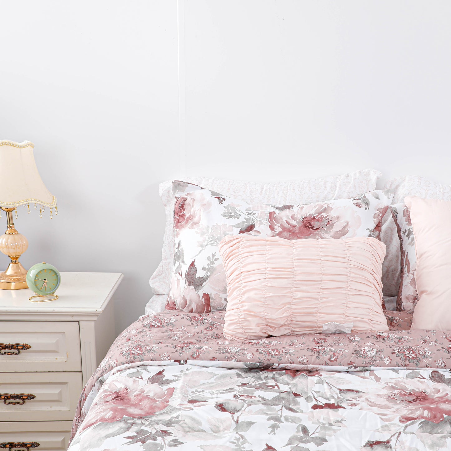 Luxury Six-piece Embroidered Duvet cover Sets