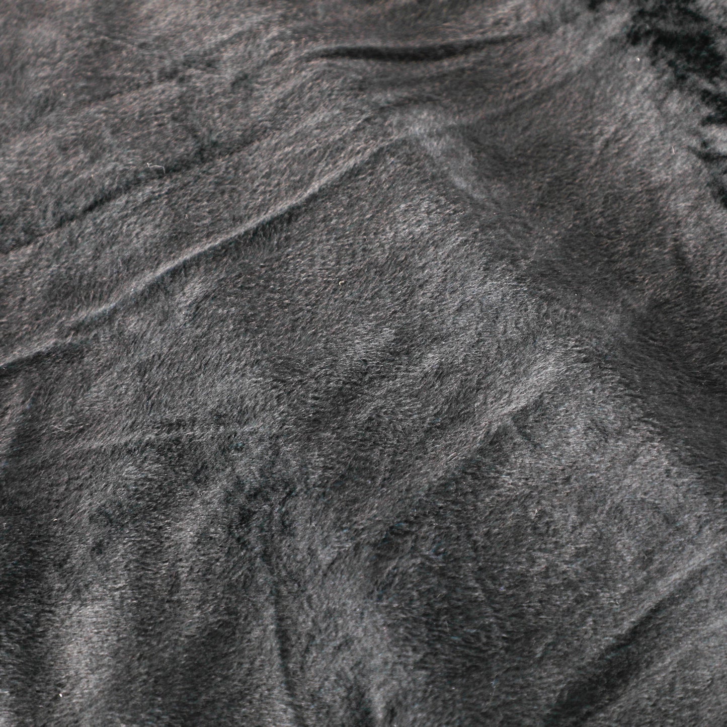 Luxurious Black Flowers Comforter Sets