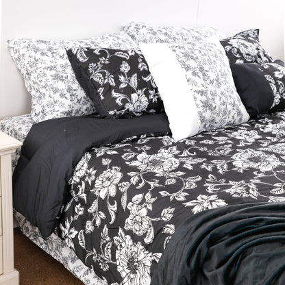 Luxurious Black Flowers Comforter Sets