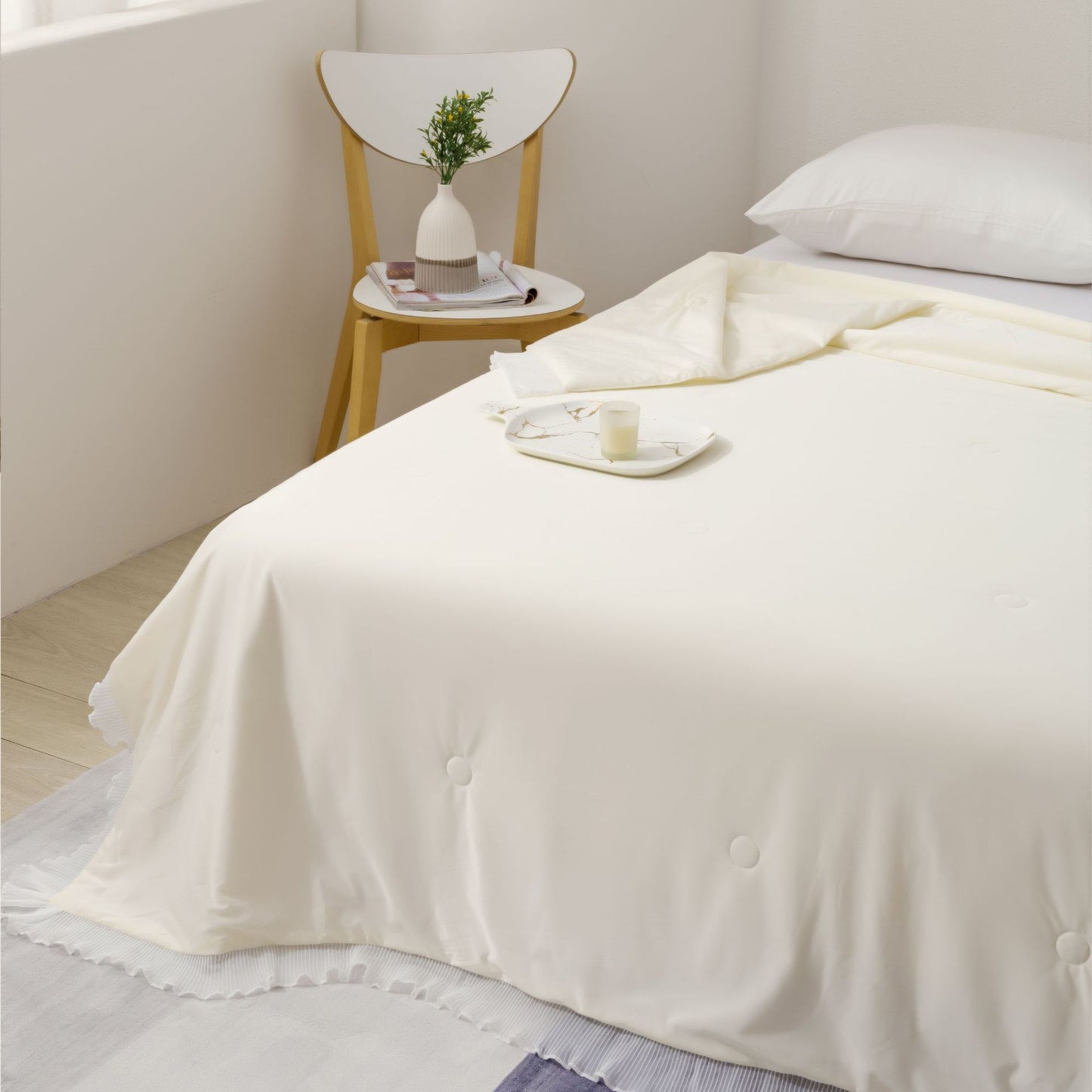 Wholesale Thin Flying Edge Summer Quilted Sets