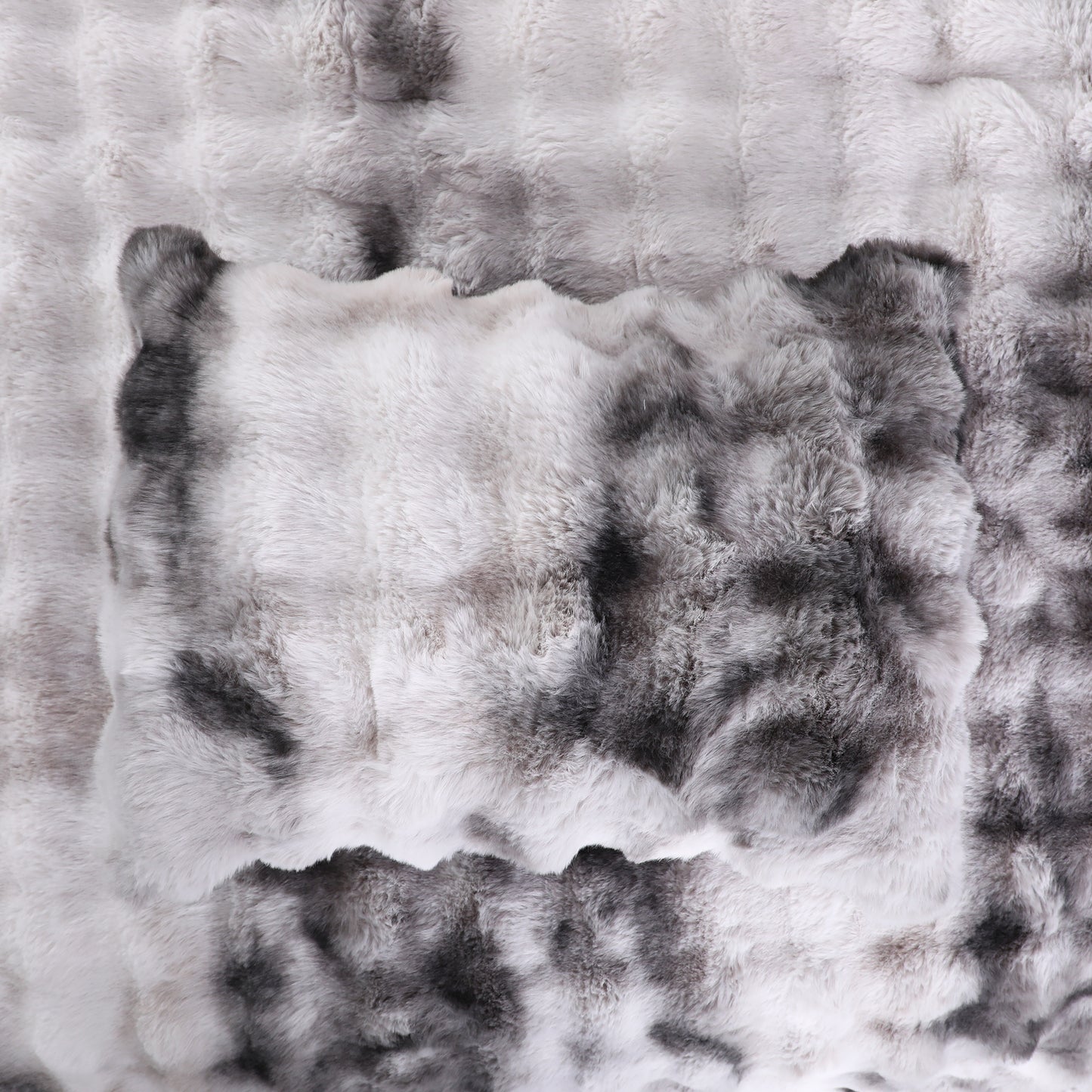 Gray Tie-Dye Faux Fur Comforter Set