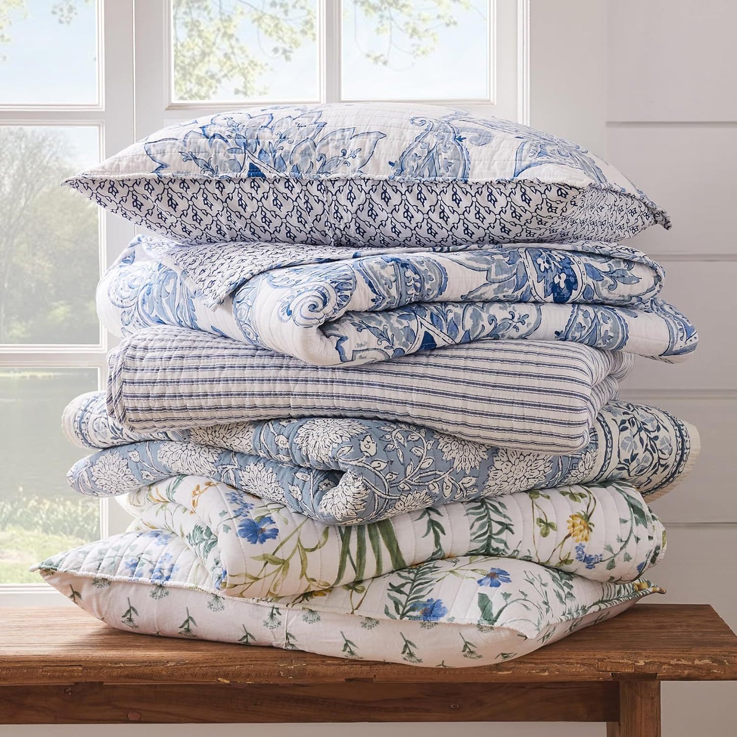 Wholesale Elegant Style Printed Quilted Sets