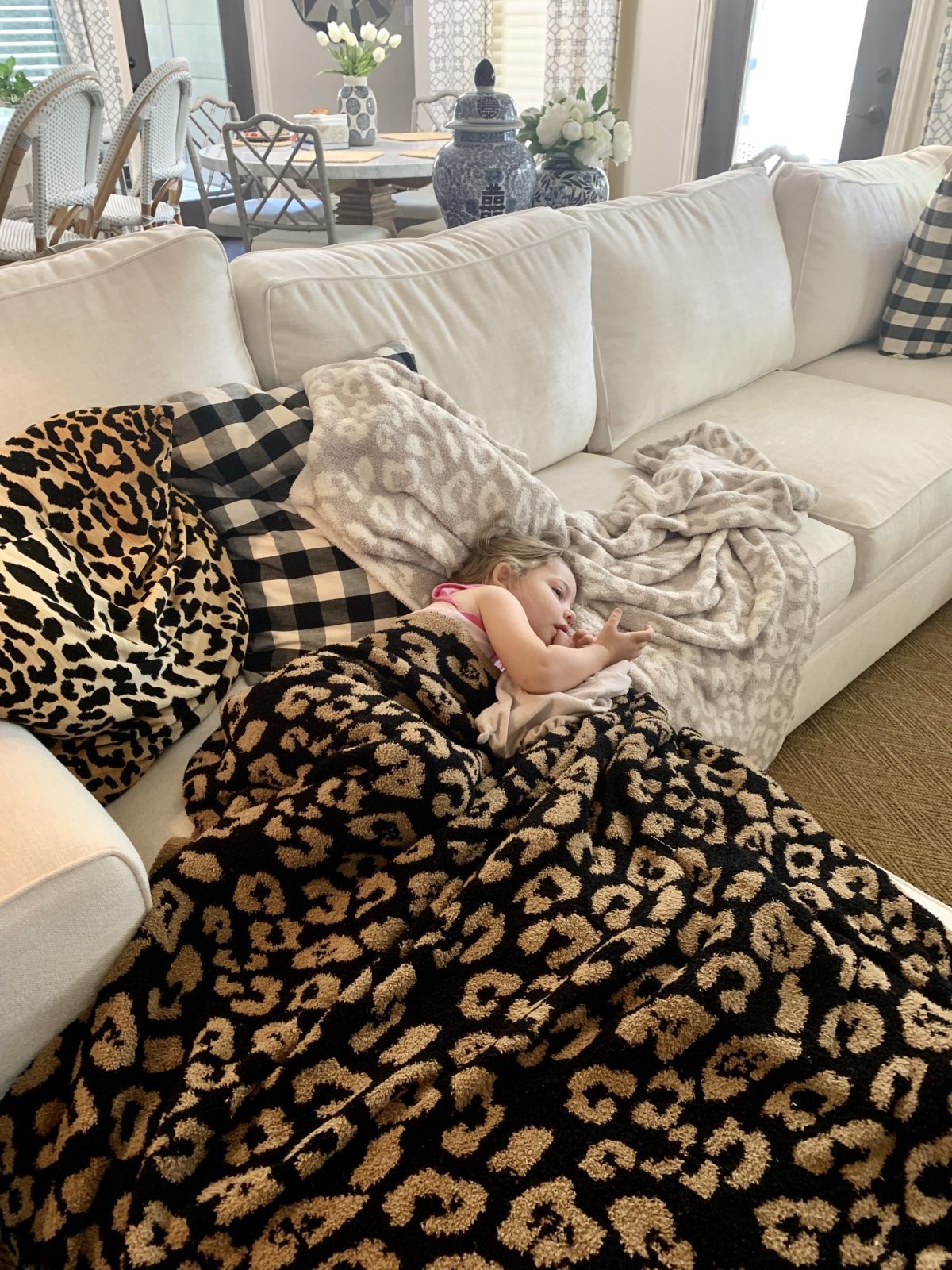 Leopard Cozy Knitted Fleece Blanket Throw