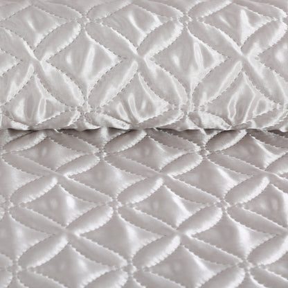 Wholesale White Coin Design Quilted Set