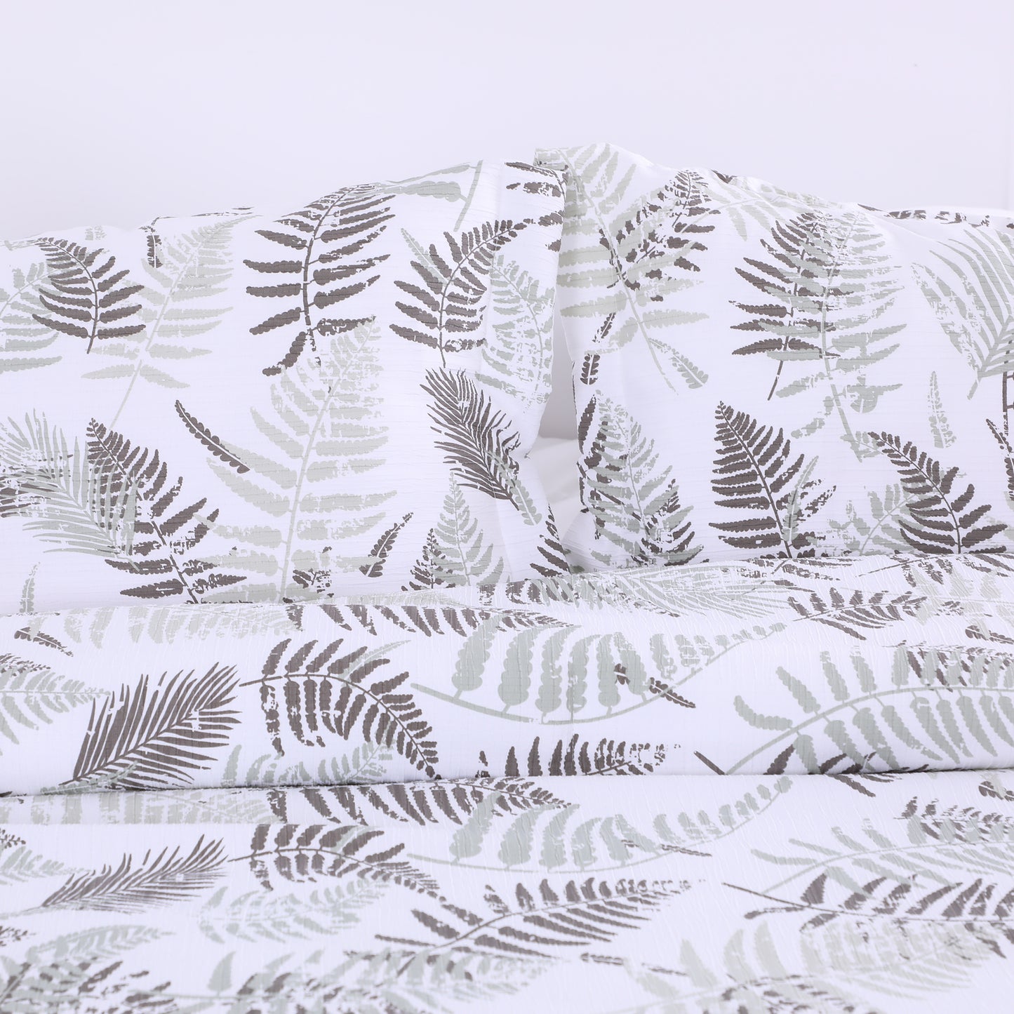 Soft Nature Printed Comforter Set