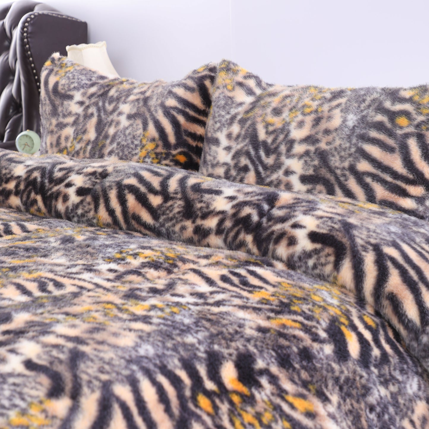 Wholesale Leopard Rabbit Fur Duvet Cover Set