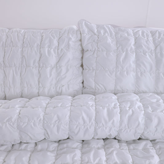 Wholesale White Elastic Embroidered Duvet Cover Set