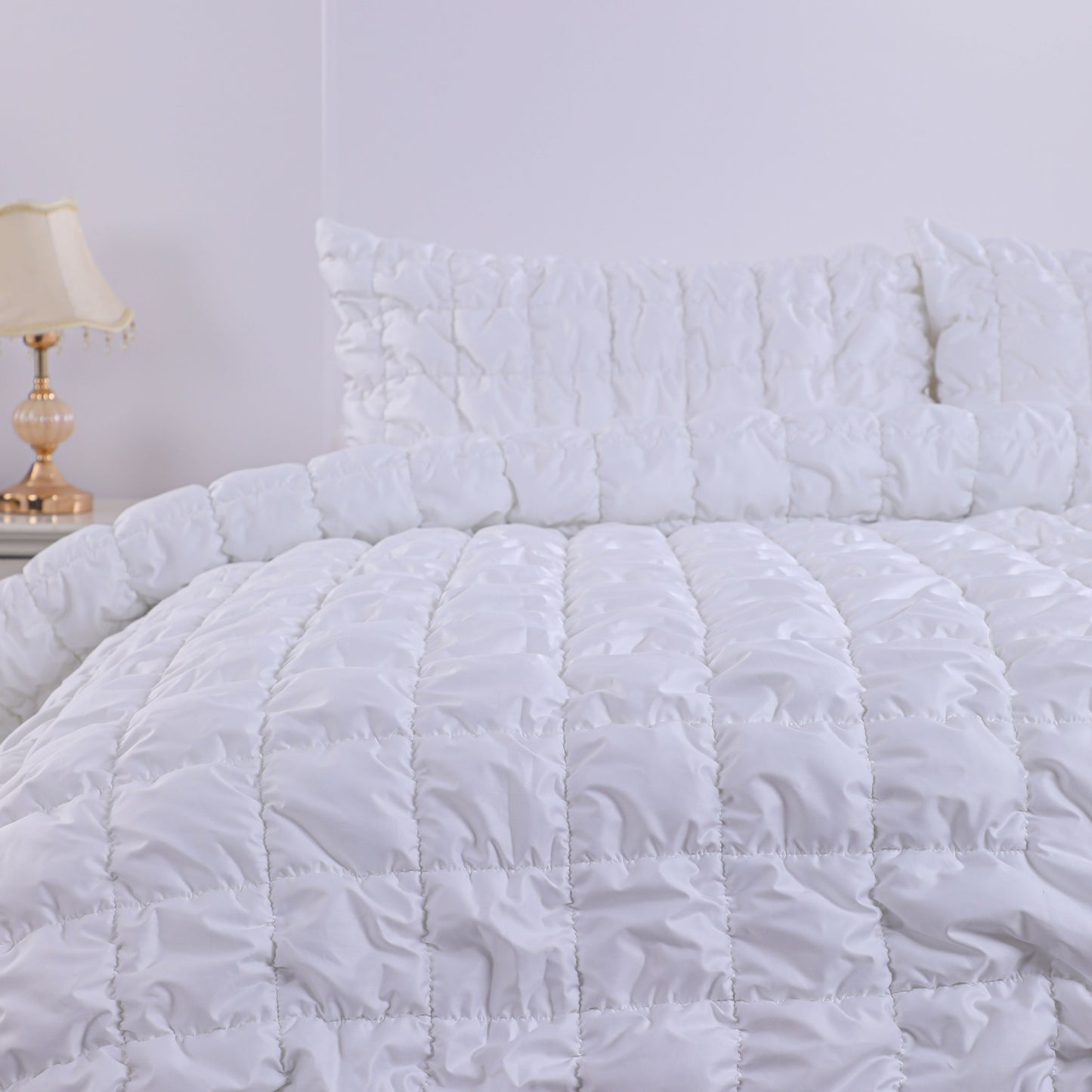 Wholesale White Elastic Embroidered Duvet Cover Set