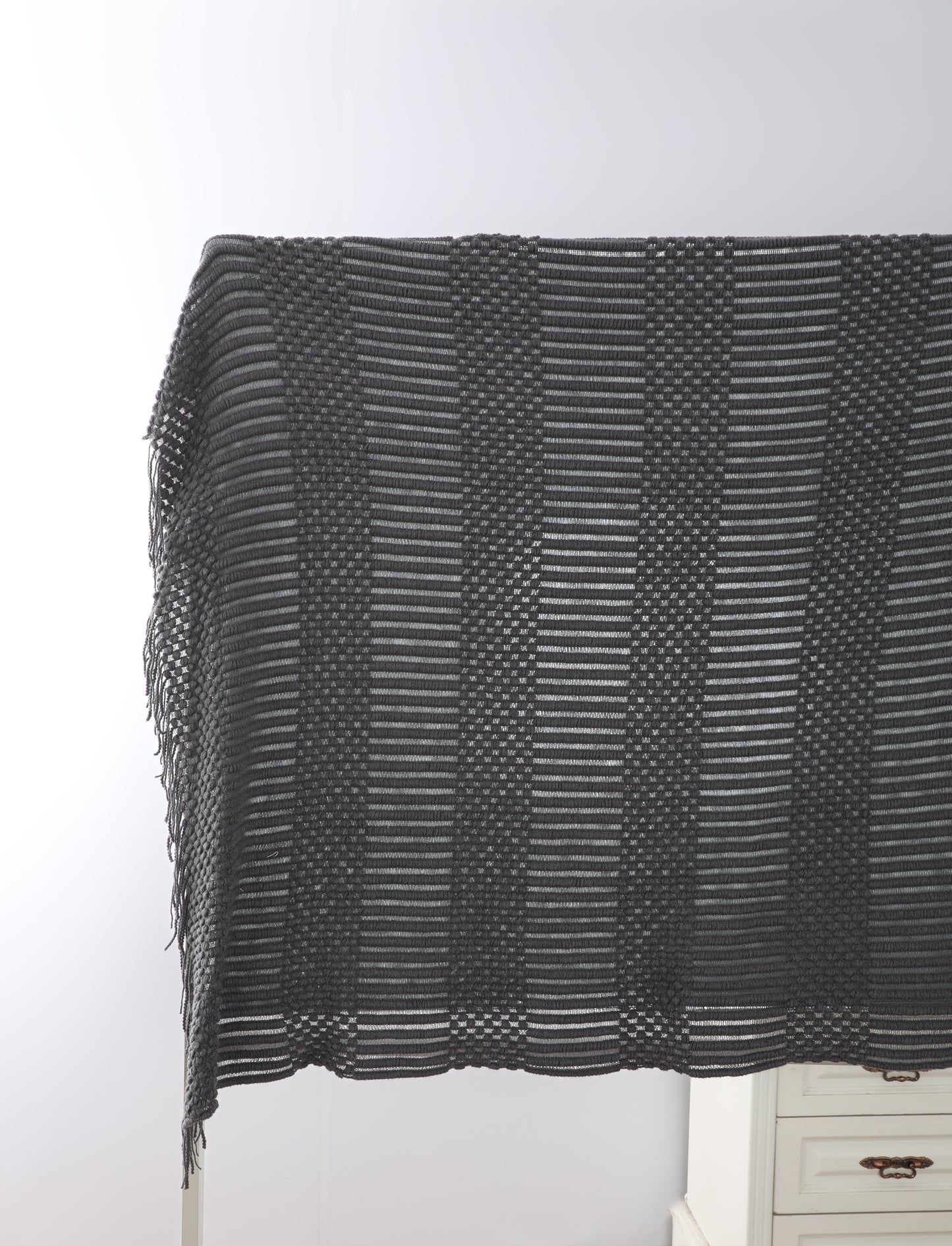 Knitted Tassel Throws and Blankets