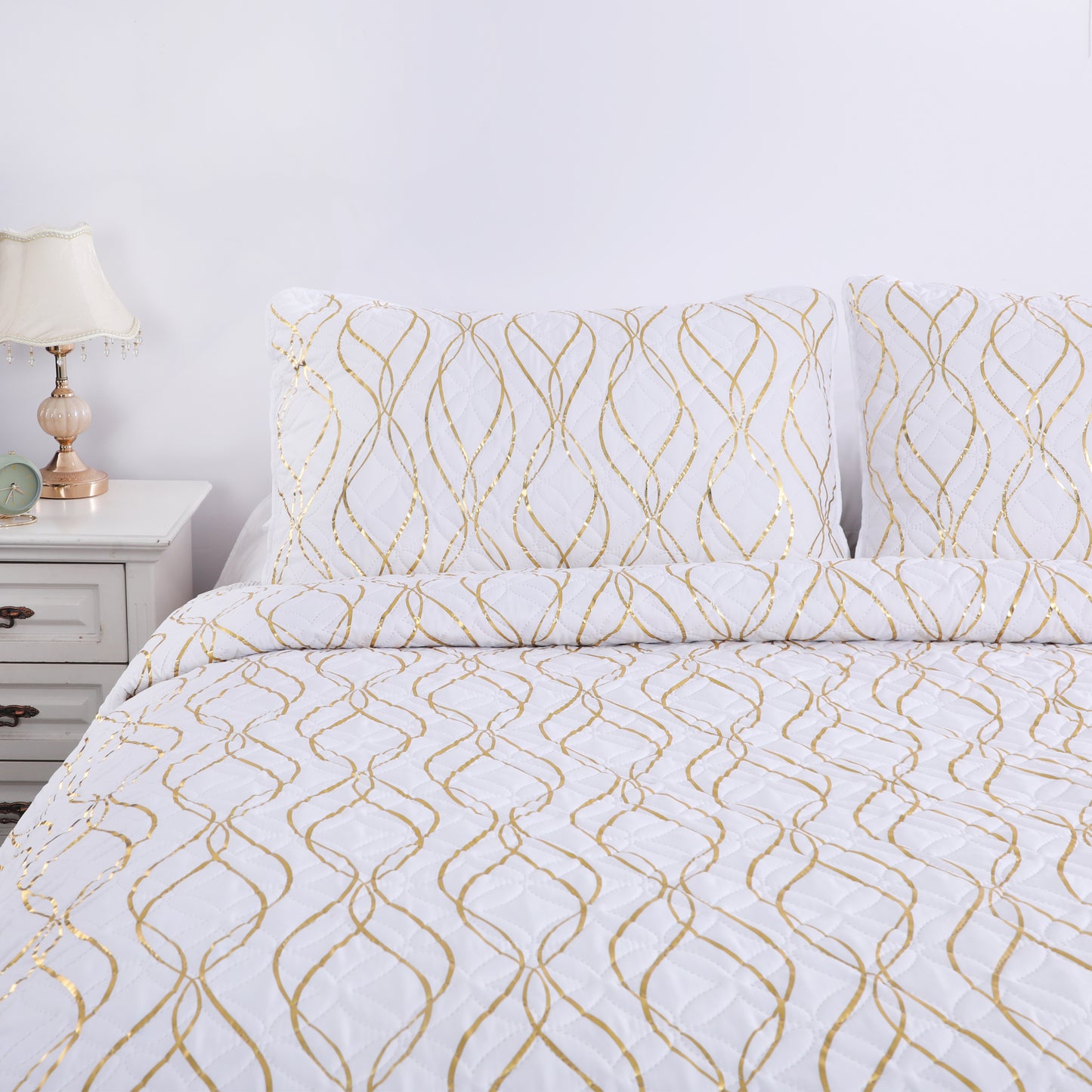 Wholesale White Gold Stamped Quilted Set