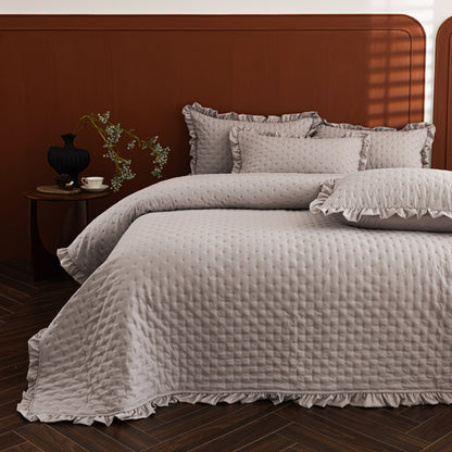 Wholesale Lotus Leaf Edge Quilted Sets