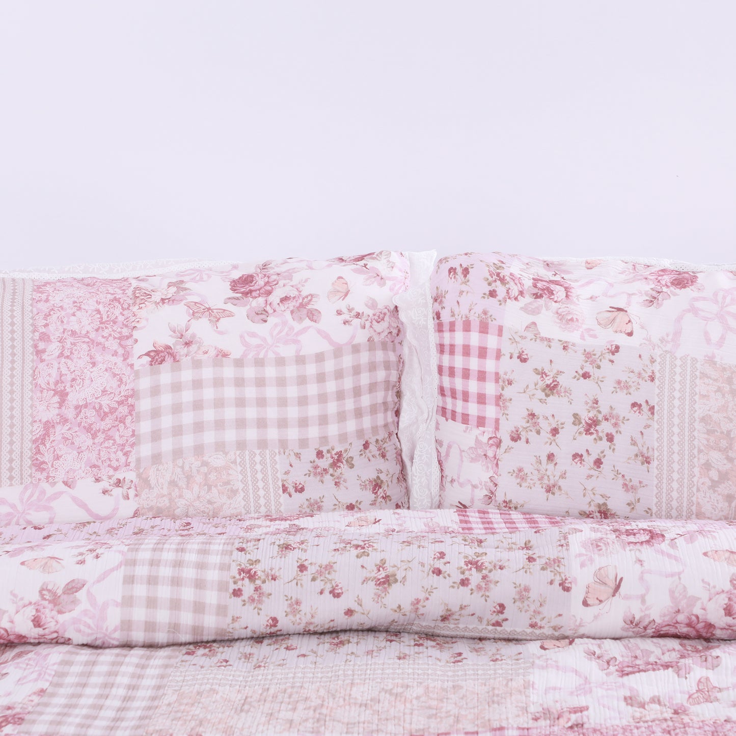 Pink Patchwork Floral Lace Comforter Set