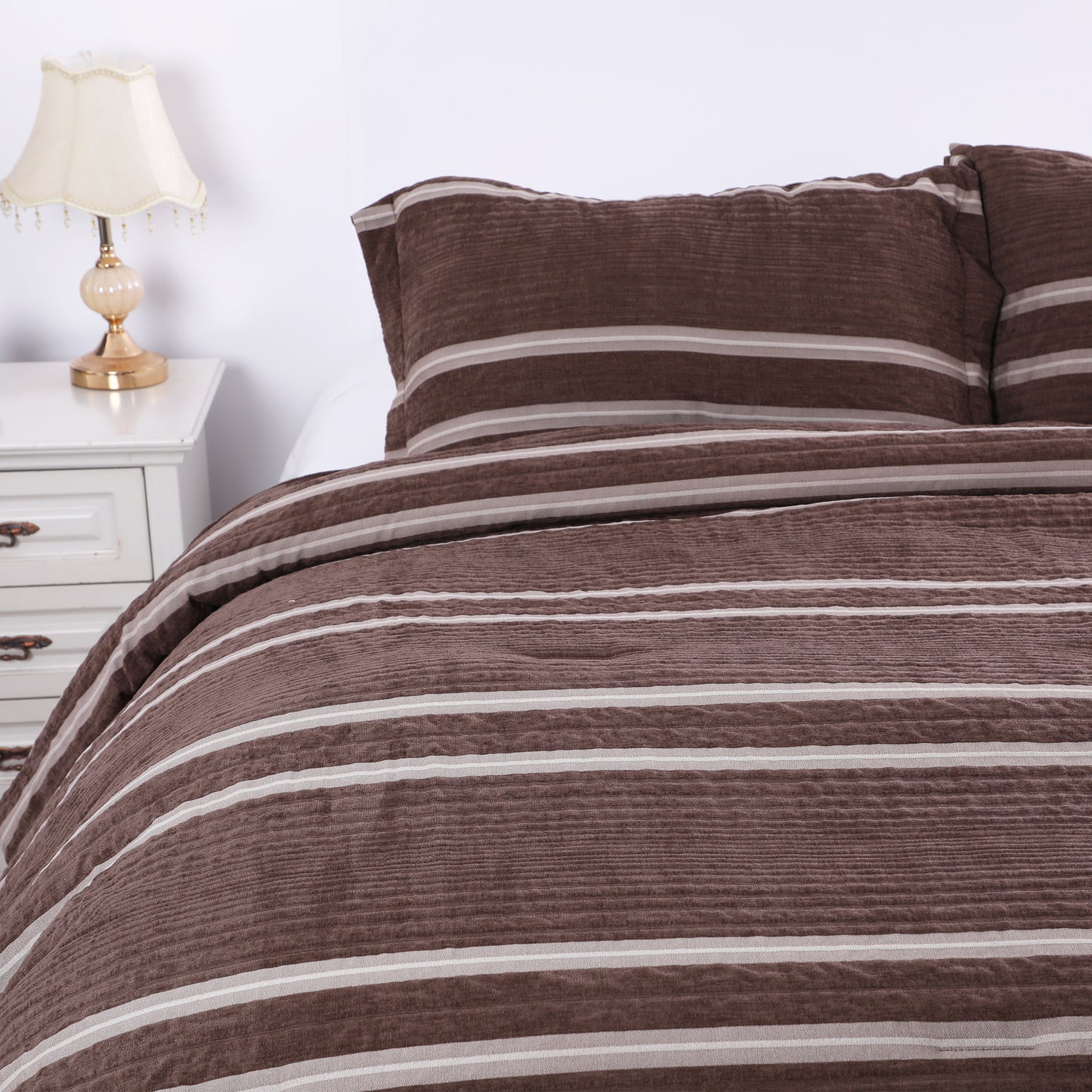 Minimalist Brown Striped Comforter Set