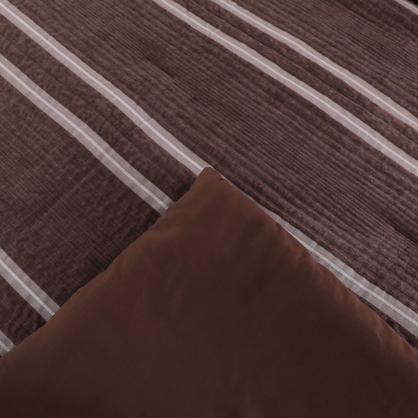 Minimalist Brown Striped Comforter Set
