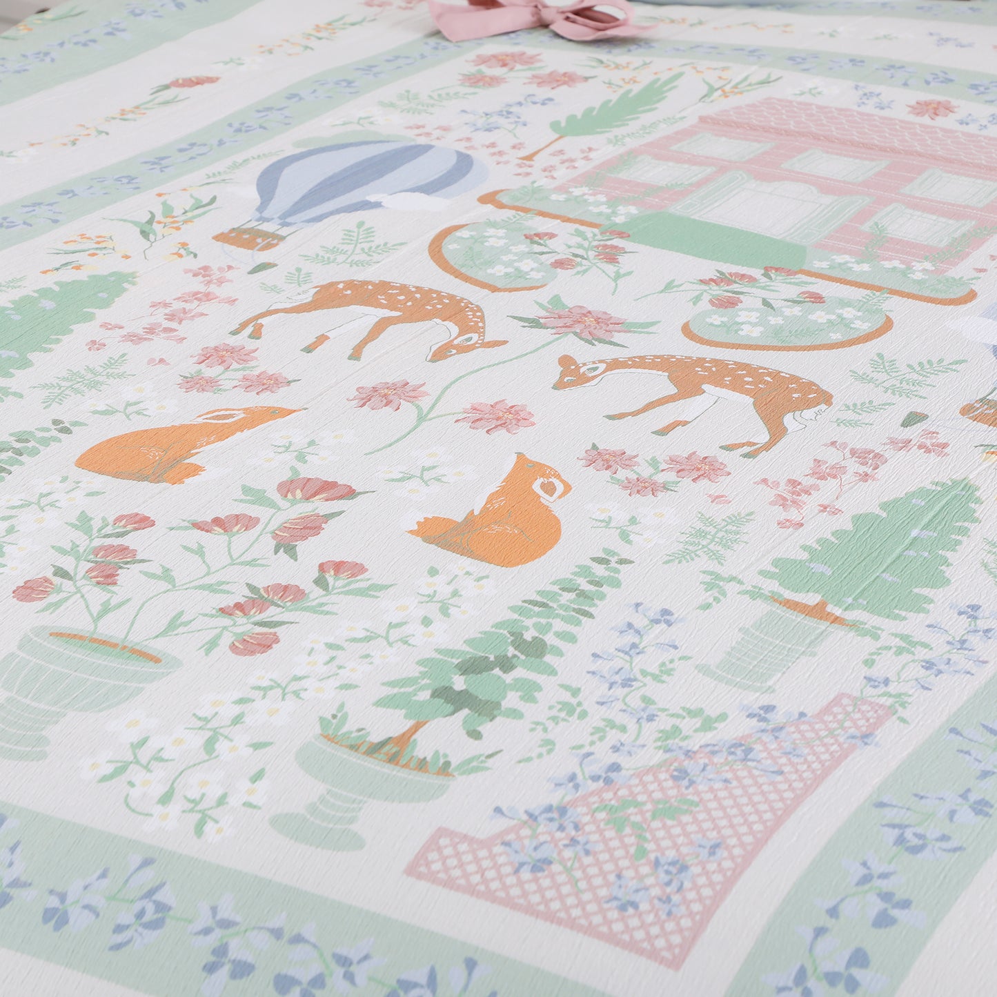 Wholesale Girl Pink Bow Print Comforter Sets