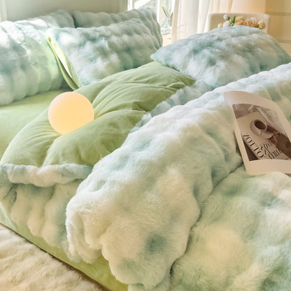 Warm Three Piece Comforter Sets